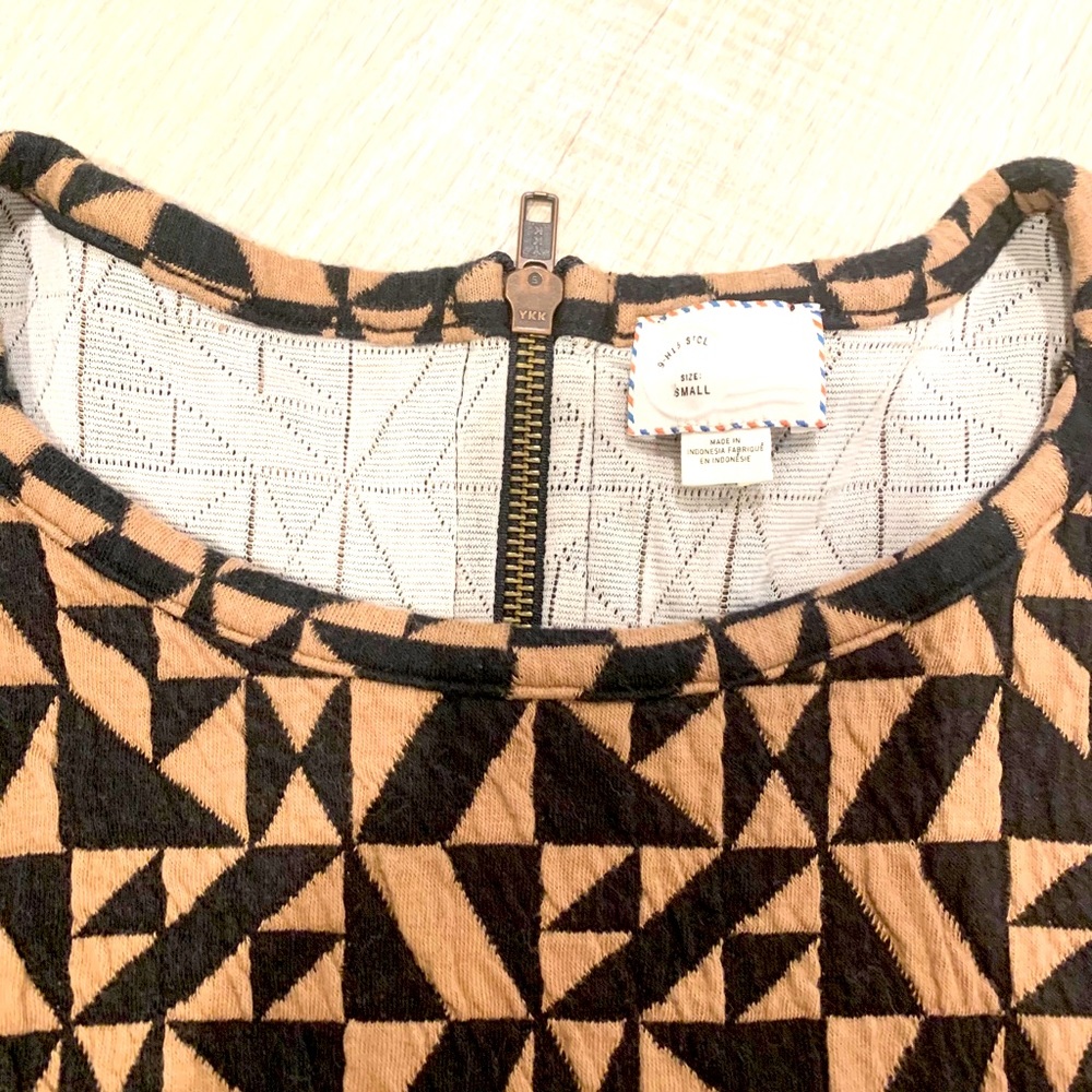 Anthropologie 9-H15 Top